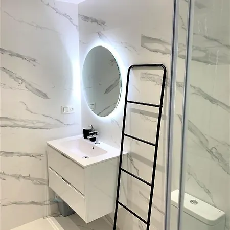 Appartamento Malu Playa Con Opcion De Parking, Gijón